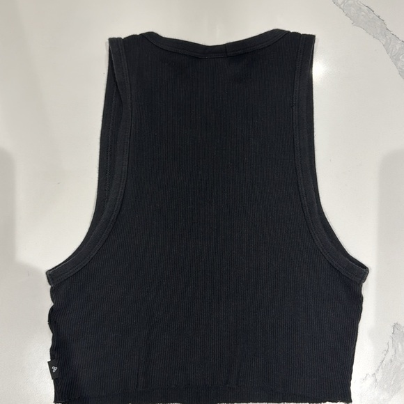 Aritzia Tna black cotton cropped tank size medium - Picture 3 of 4